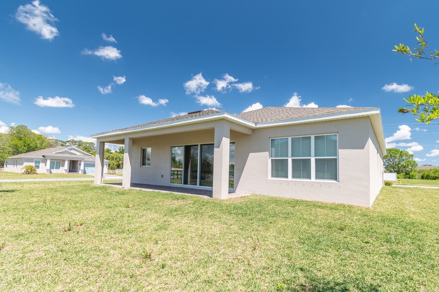 Building Photo - 3412 Armen Dr