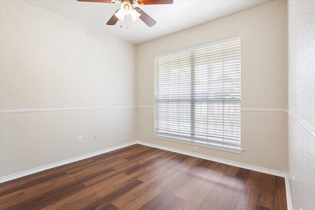 Building Photo - 4524 Canyon Ridge Dr