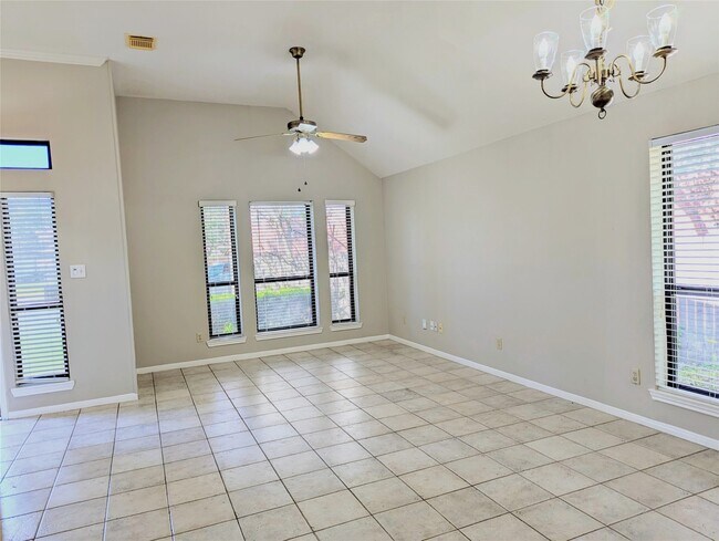 Building Photo - 13623 Bonilla Ln