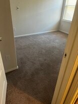 Building Photo - 4909 Stone Gate Trl