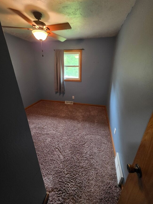 Building Photo - 501 Adare Rd