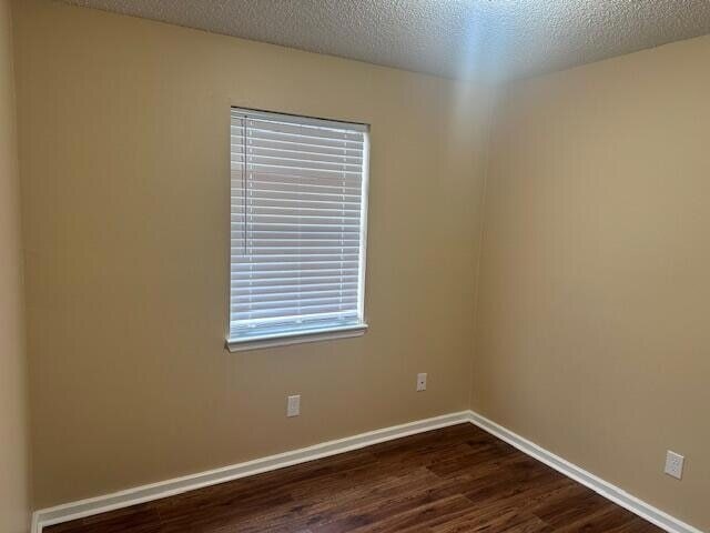 Building Photo - 1716 37th St NE