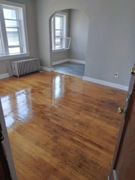 Building Photo - 5302 W Burnham St