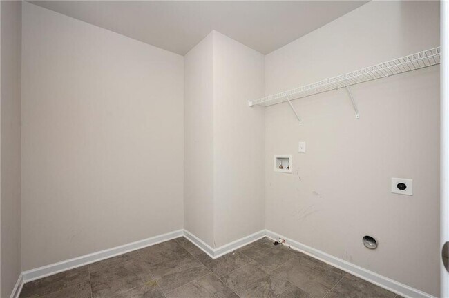 Building Photo - 1611 Meadow Crossing