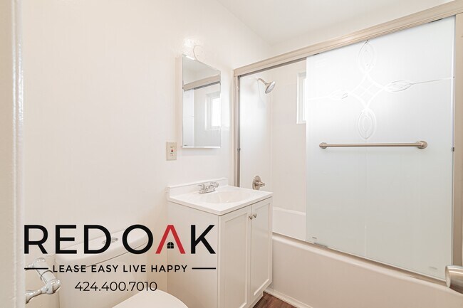 Building Photo - 16220 Bellflower Blvd