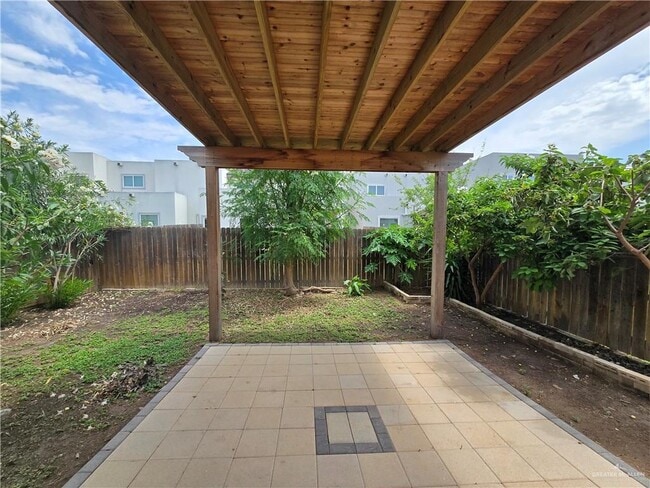 Building Photo - 24 Dorado Dr