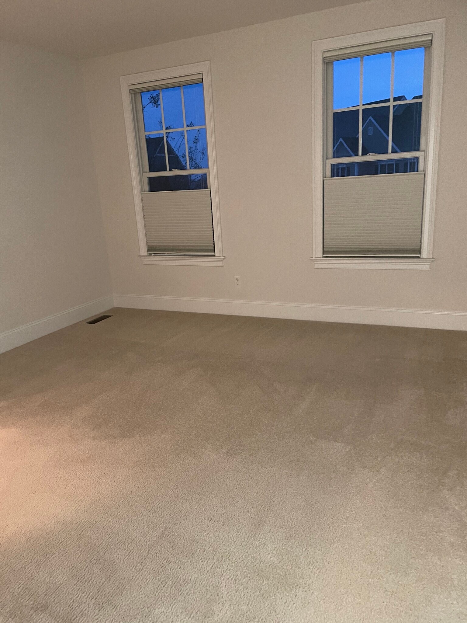 Building Photo - 18865 Bethpage Dr