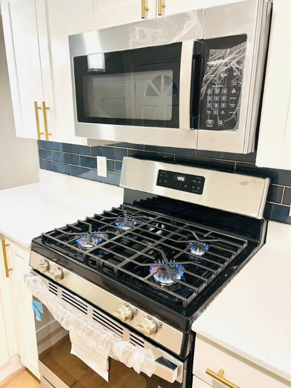 Building Photo - 4932 Roanoke St