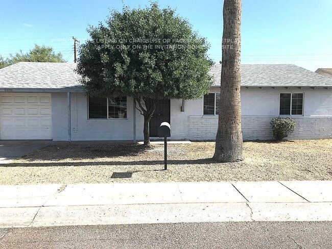 Building Photo - 3808 W Glendale Ave