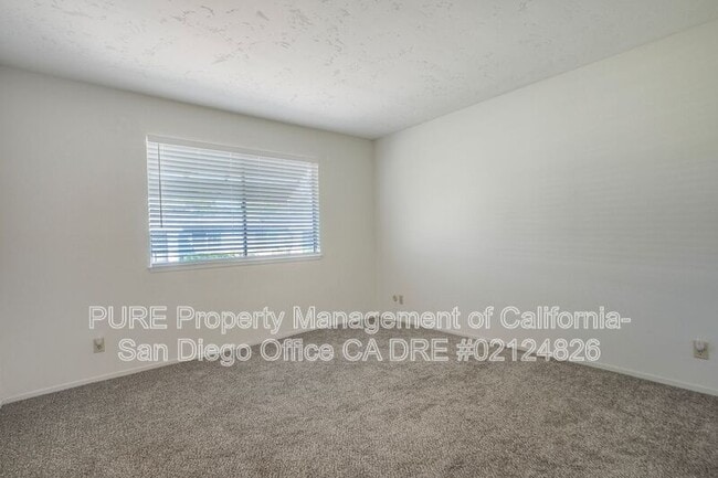 Building Photo - 3750 Mt Vernon Ave