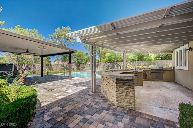 Building Photo - 3680 Belvedere Park Ln