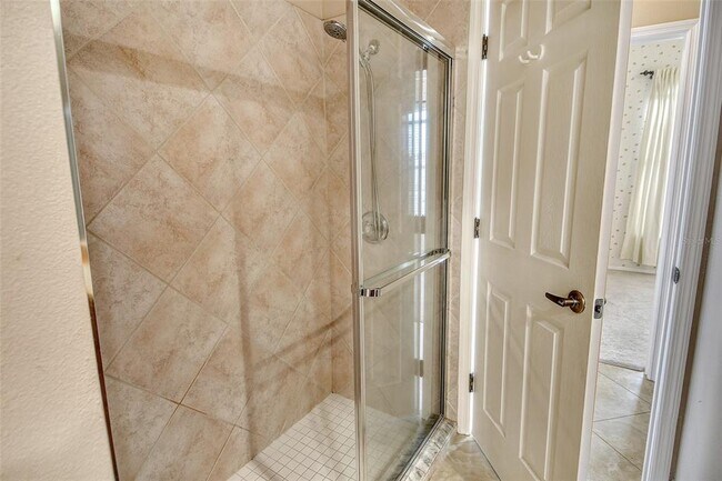 Building Photo - 5001 Sturbridge Ct