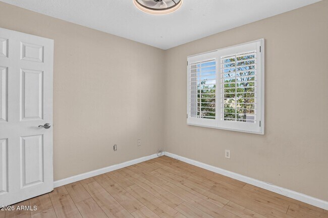 Building Photo - 3629 E Winchcomb Dr