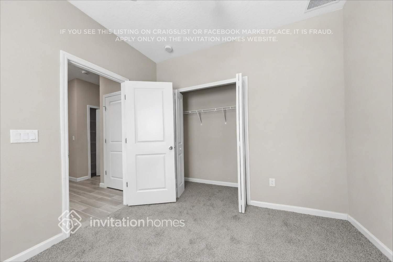 Building Photo - 9790 Lovage Ln