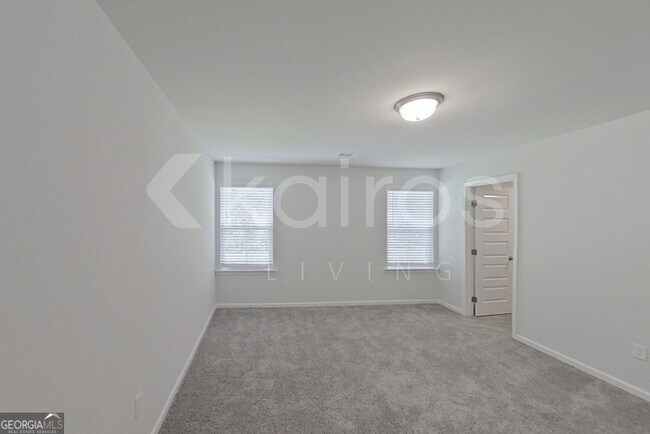 Building Photo - 142 Western Red Cedar Dr