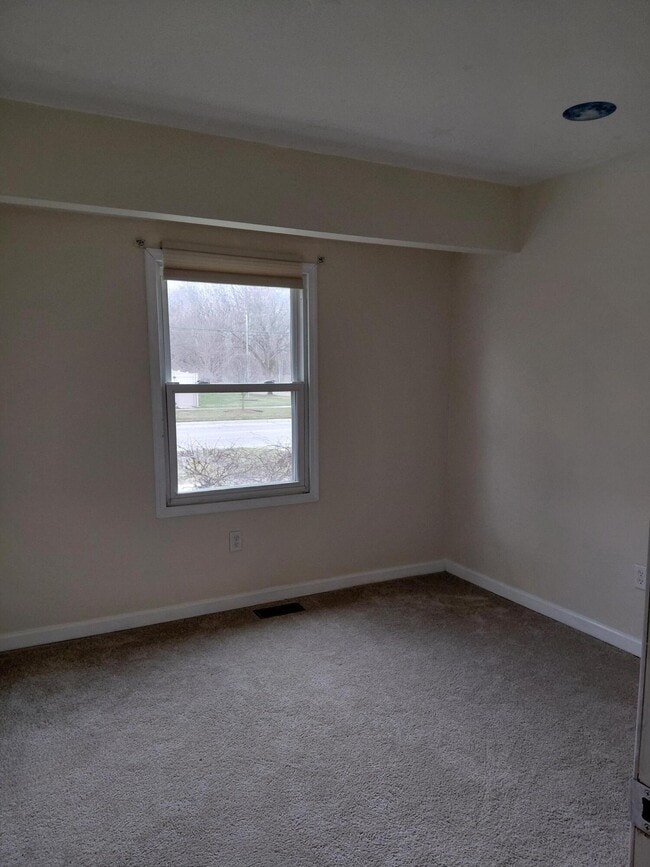 Building Photo - 33890 Hunter Ave