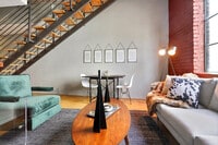 Building Photo - 1041 Constance St