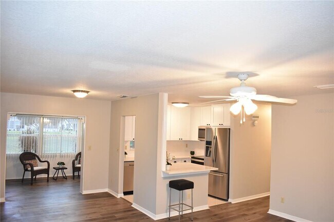 Building Photo - 1906 Canterbury Ln