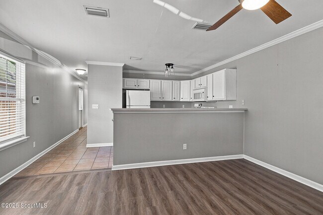 Building Photo - 413 Palmetto St