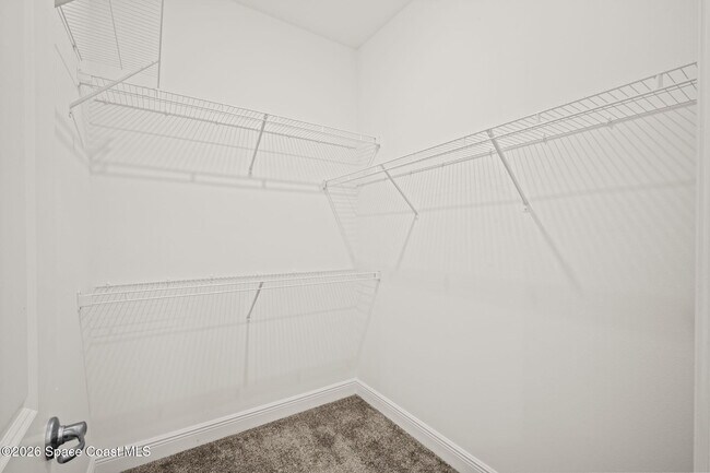 Building Photo - 6185 Moonrise Dr