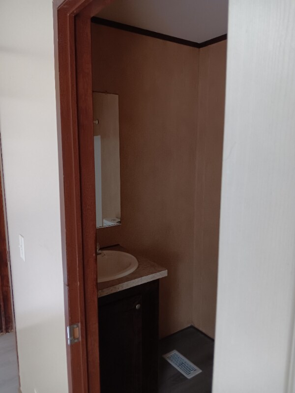 Building Photo - 94 Nina Dr