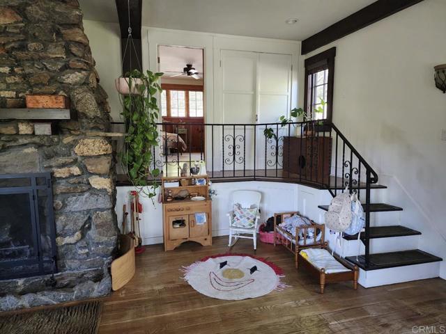 Building Photo - 3094 Blue Jay Dr