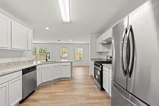 Building Photo - 6519 Bluestone Springs Ln