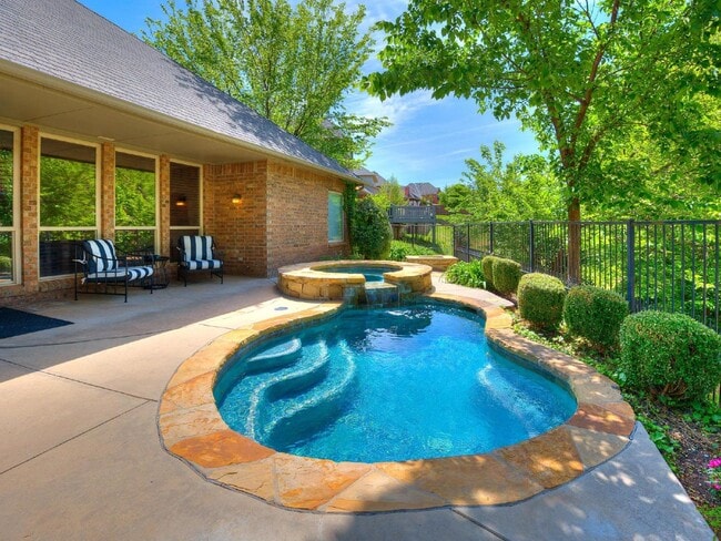 Building Photo - Elegant 3-Bedroom Home in Thornbrooke Village – All Bills Paid