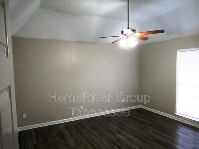 Building Photo - 6836 Spring River Rd