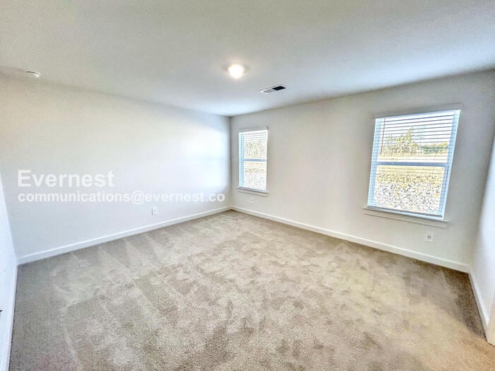Building Photo - 649 Whitetail Ct