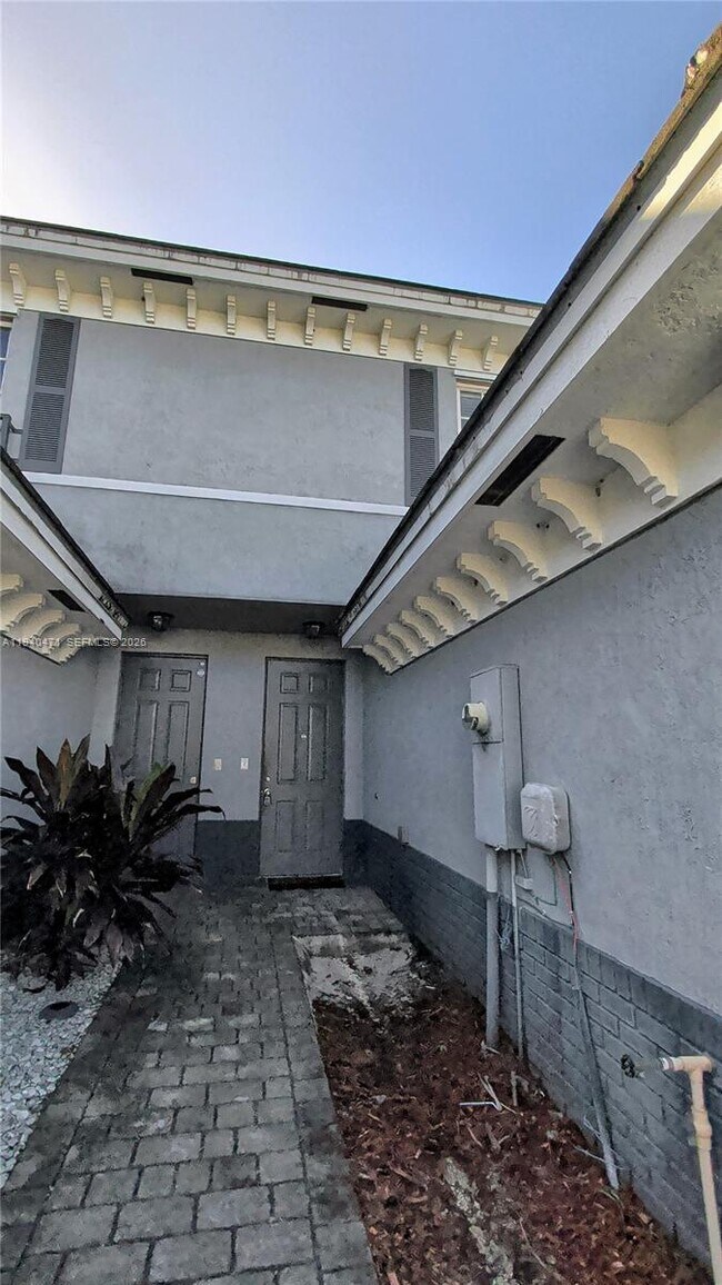 Building Photo - 3484 NW 13th St