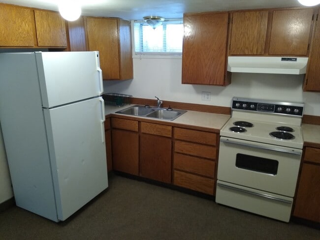 Building Photo - 86 N 1050 W