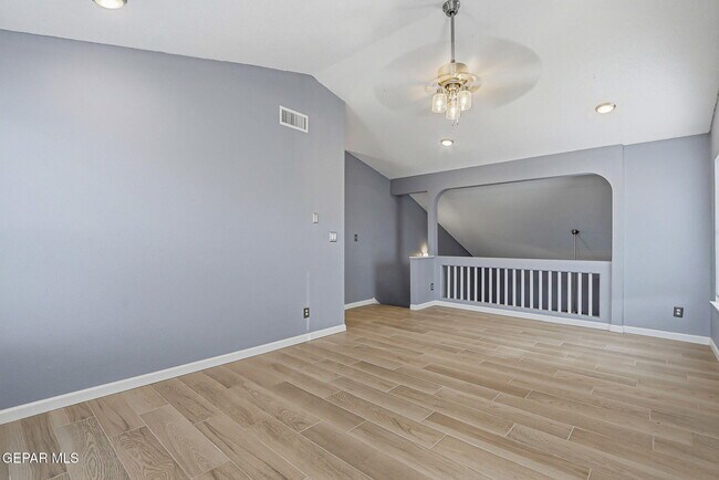 Building Photo - 12325 Tierra Bella Dr