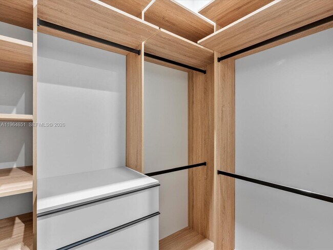 Building Photo - 871 NE 83rd St