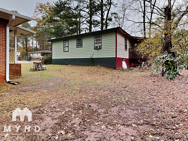 Building Photo - 8133 Puckett St SW