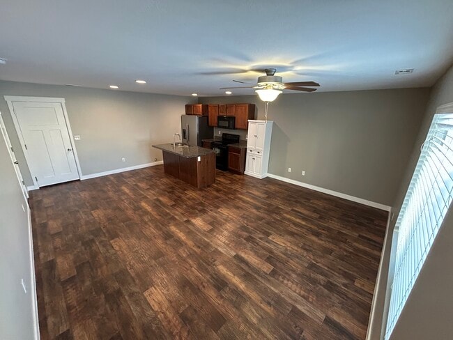 Building Photo - 14369 S Oakfield Way