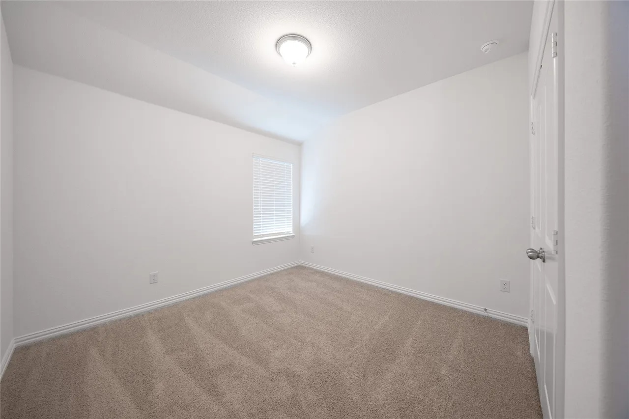 Building Photo - 1708 Blackbird Ln