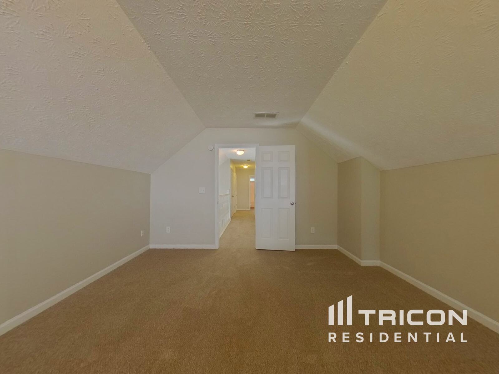 Building Photo - 9765 Moss Pointe Path