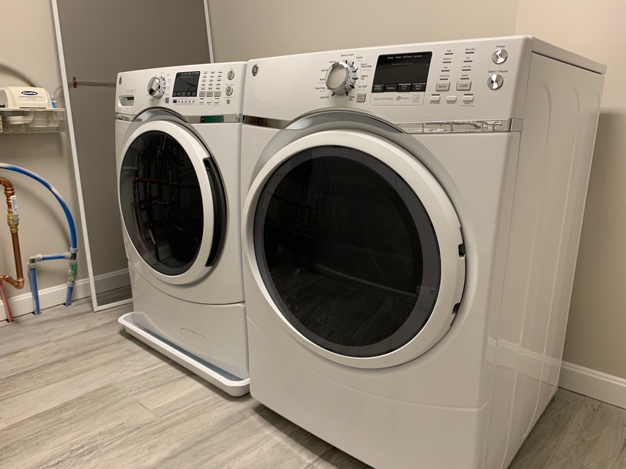 Building Photo - 9 Cascade Rd