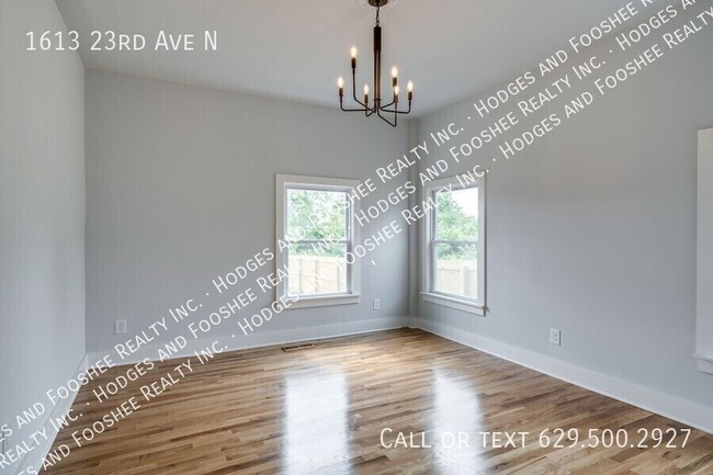 Building Photo - 1613 23rd Ave N
