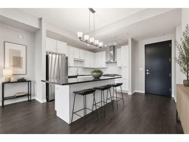 Building Photo - 497 S Marquette Ave
