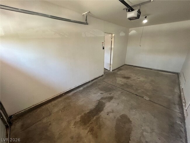 Building Photo - 2514 Quail Canyon Ave
