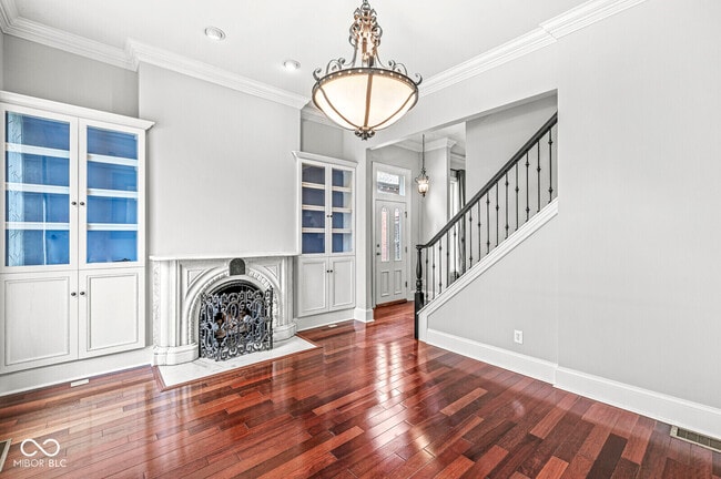 Building Photo - 331 N East St