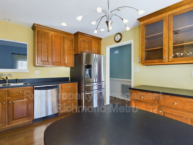 Building Photo - 12316 Boxford Ln