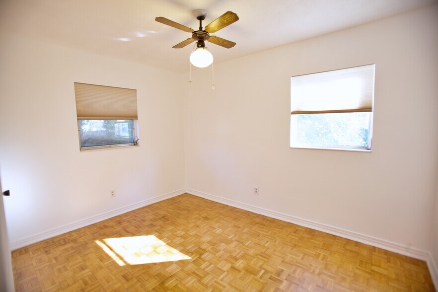Building Photo - 1000 Hibiscus St