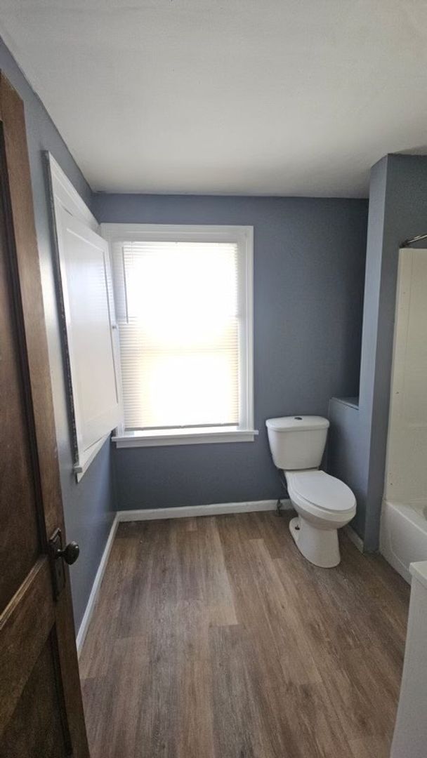 Building Photo - Charming 3-Bedroom Property in Prime Location