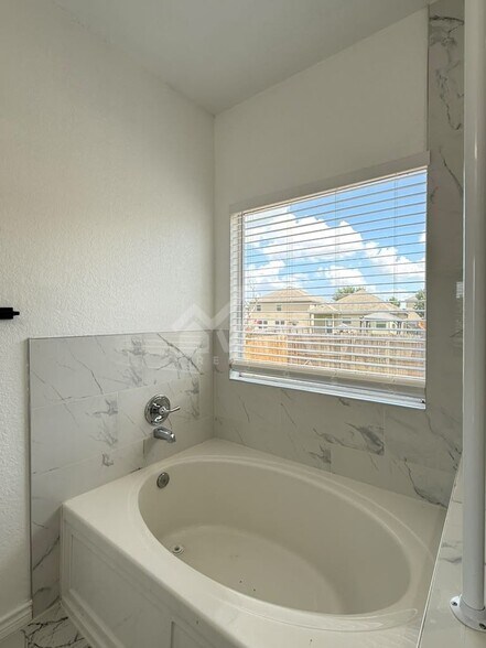 Building Photo - 8211 Monte Seco