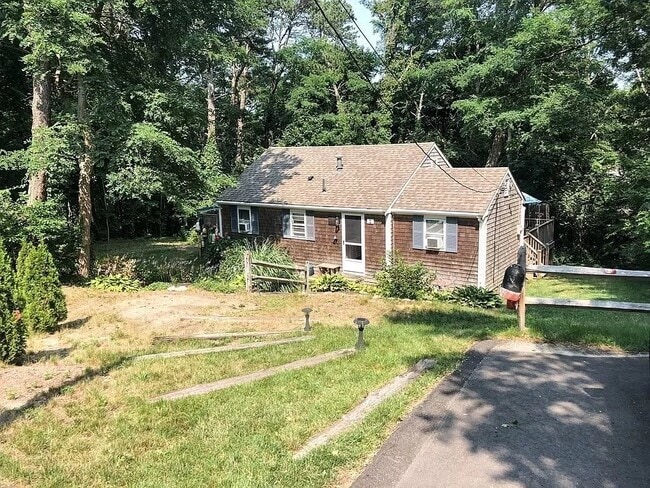 Building Photo - 310 S Orleans Rd