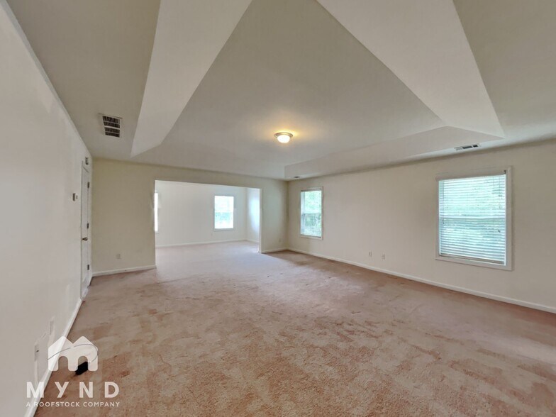 Building Photo - 1833 Wanda Way