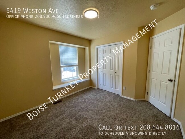 Building Photo - 5419 Weston Ave